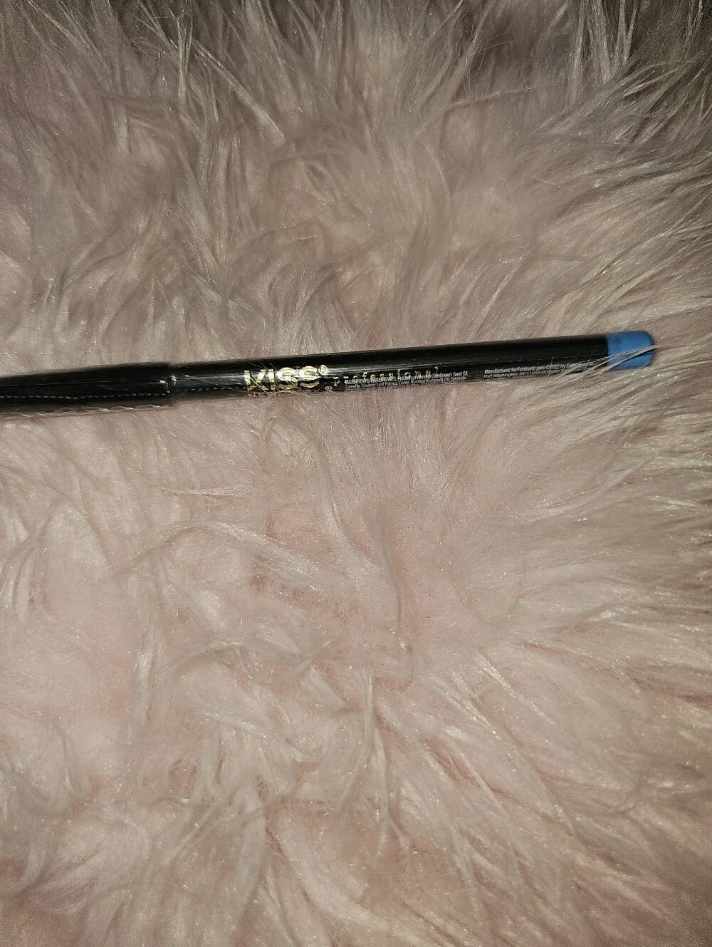 Kiss Blue Eyeliner Pencil